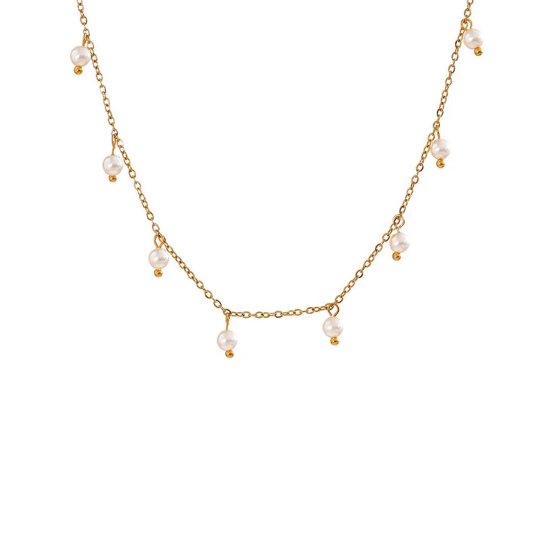 Shell Pearls Necklace